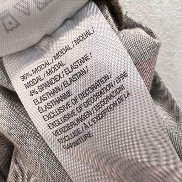 2pc Peace Love World “I Am Blessed” Velvet Bomber Jacket & Floral Camo Tank Set - Picture 8 of 16